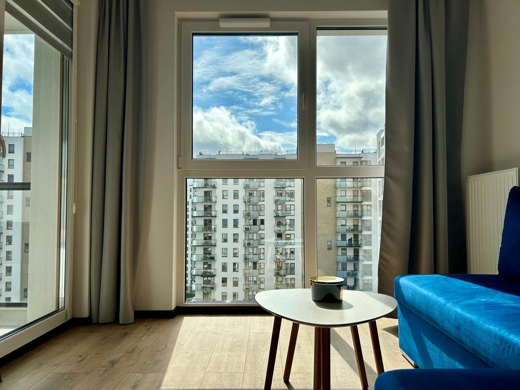 Seaside Modern Box Apartment